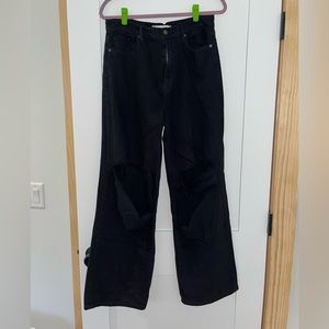 Black ripped jeans by Hidden boyfriend style